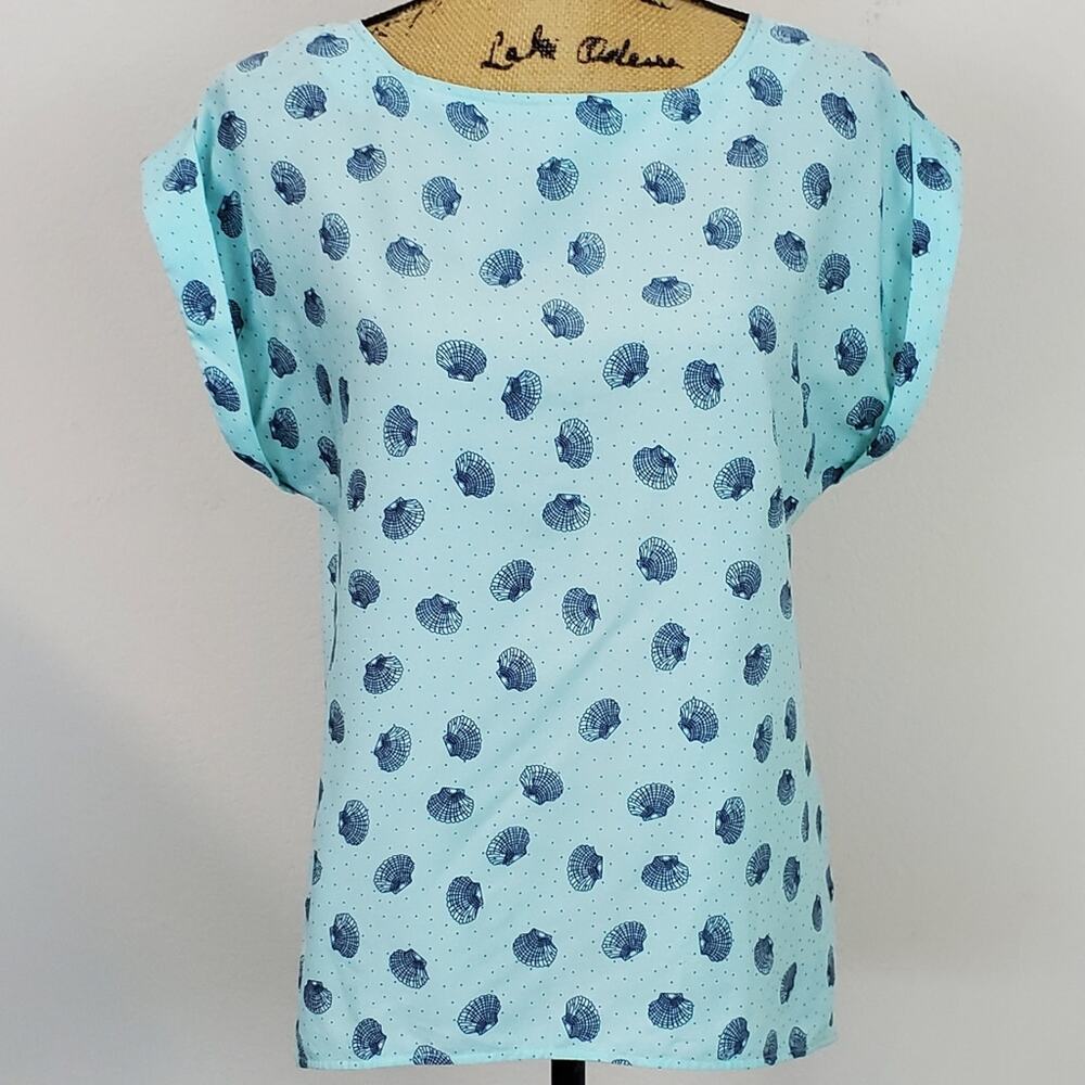 Dorothy Perkins Seashell top sz 6